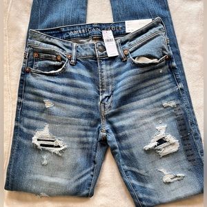 NWT American, AirFlex +, medium destroy, slim, ripped jeans